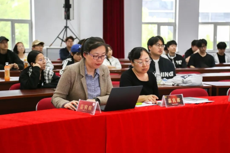1b9dccac3b104a3dabec06239ef8017d.jpg
