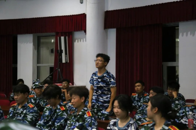 b33f0a7098cf4a0351d0d1a0c4c8ea6f.jpg