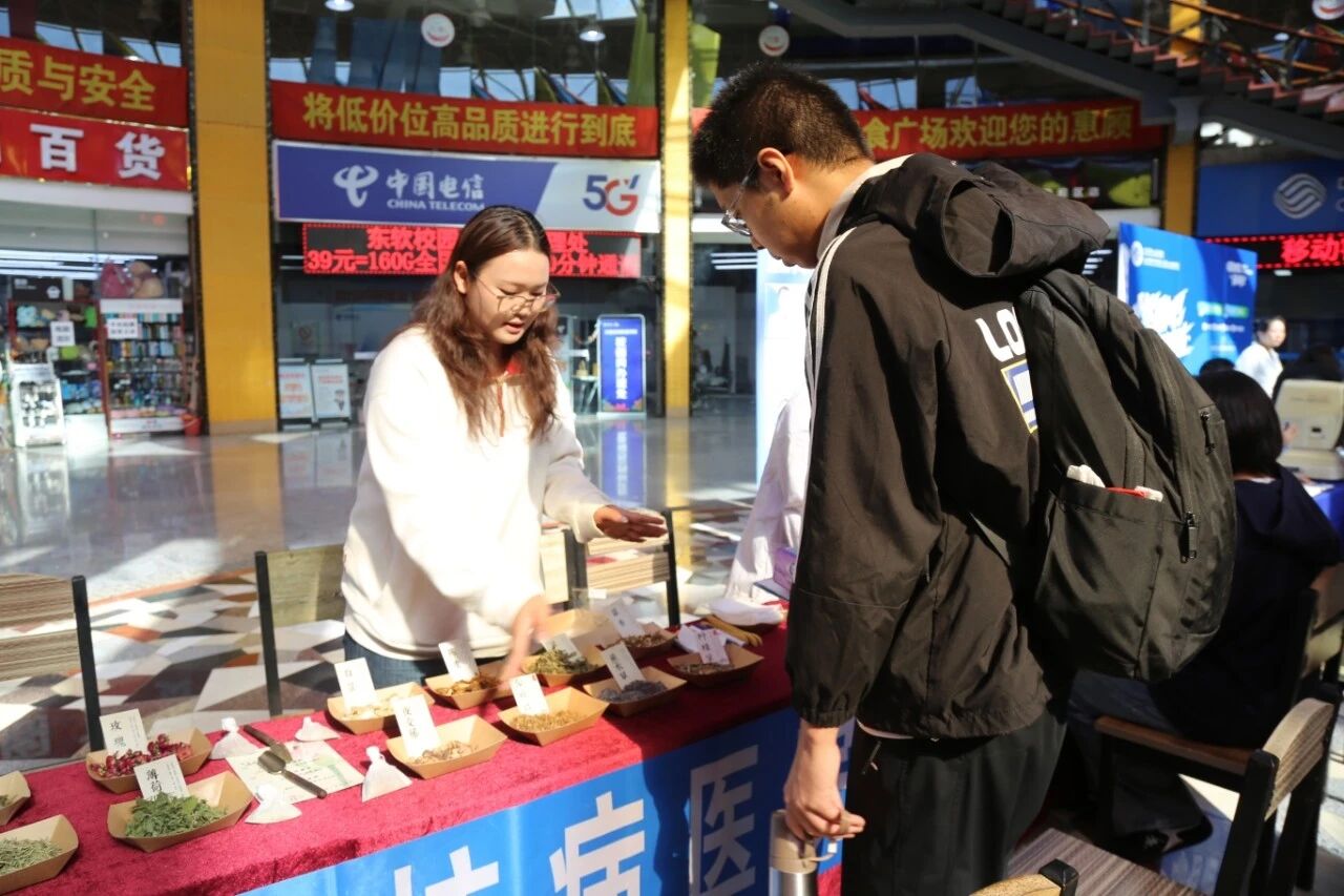b82b402d3b70aa0b4aee306cd6761e43.jpg